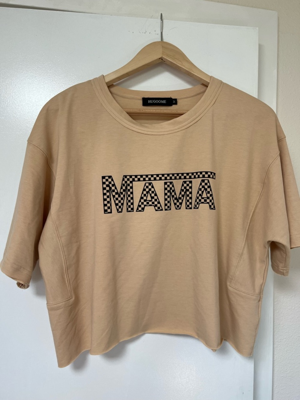 'MAMA' Checker Graphic Crop Tee - Beige
